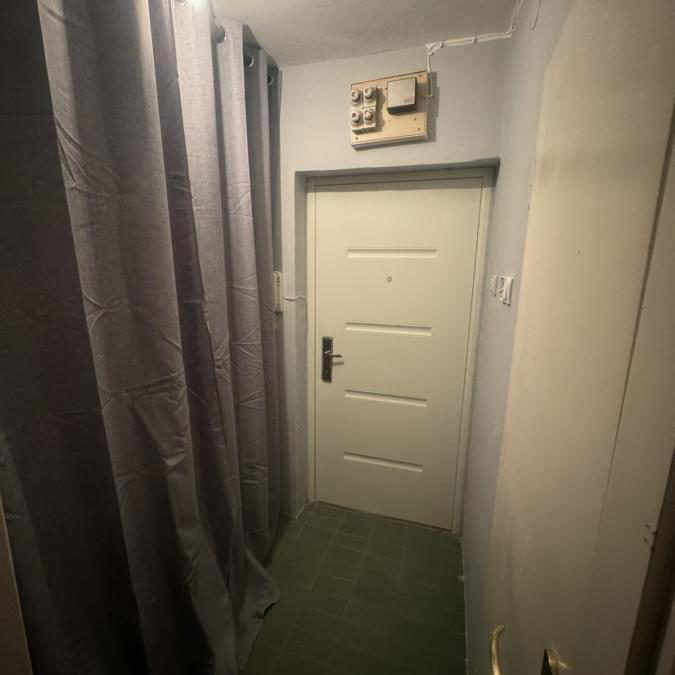 Jednoiposoban stan za izdavanje, Detelinara, Novi Sad, 32m², 300 €/mes