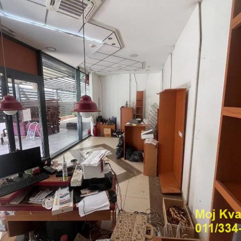 Lokal Izdavanje Beograd Banovo Brdo 32 m2