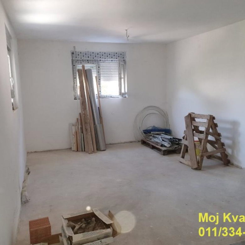 Stan Prodaja Beograd Resnik 76 m2