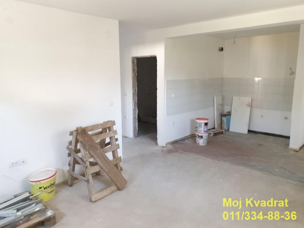 Stan Prodaja Beograd Stan Prodaja Beograd Resnik 76 m2