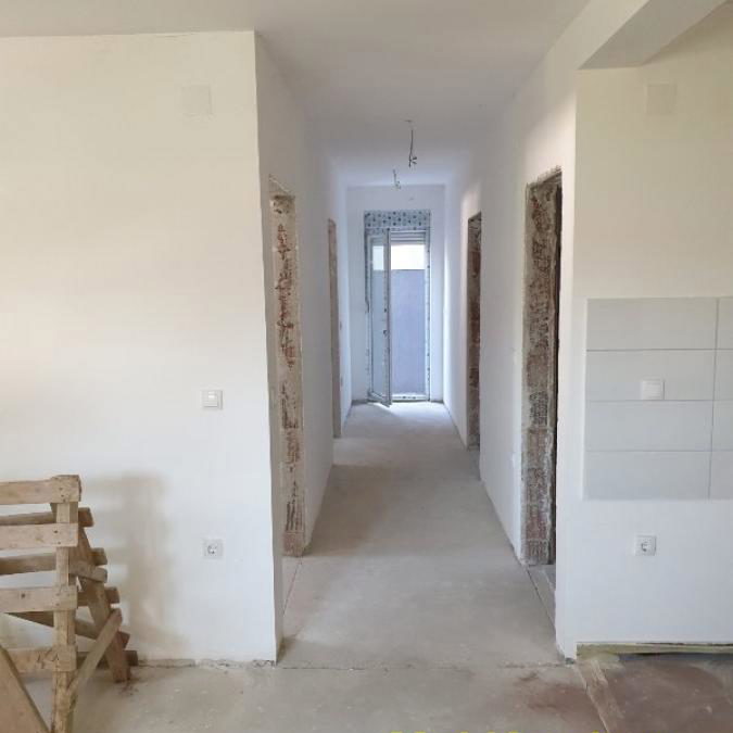 Stan Prodaja Beograd Resnik 76 m2
