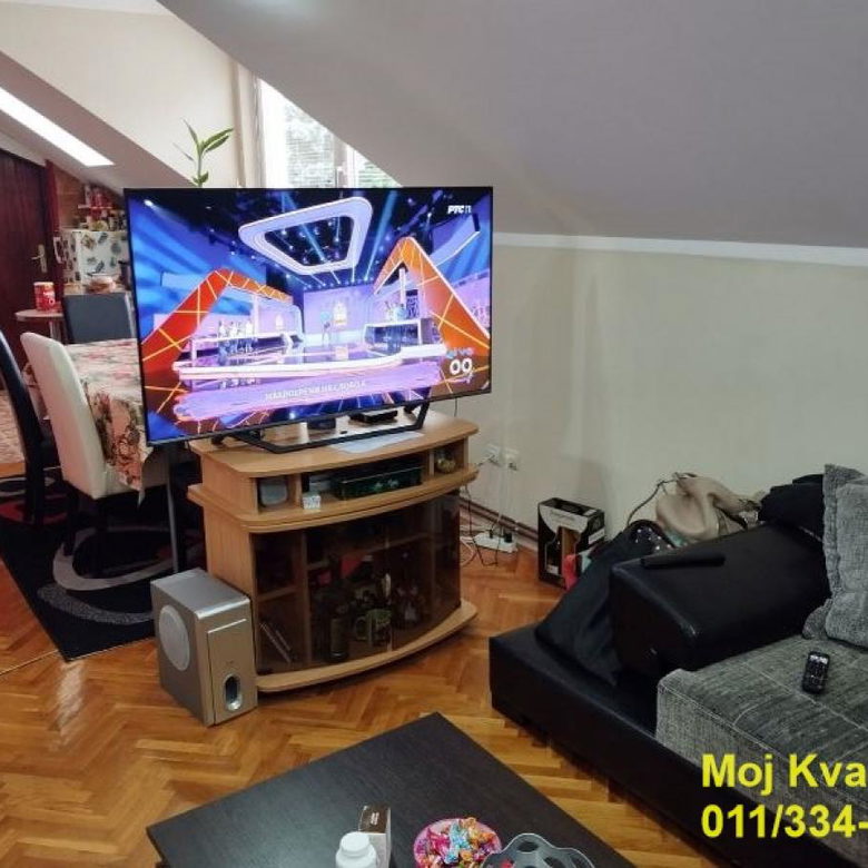 Stan Prodaja Beograd Zemun Polje 104 m2