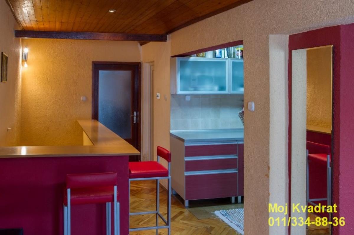 Stan Prodaja Beograd Bele Vode 177 m2