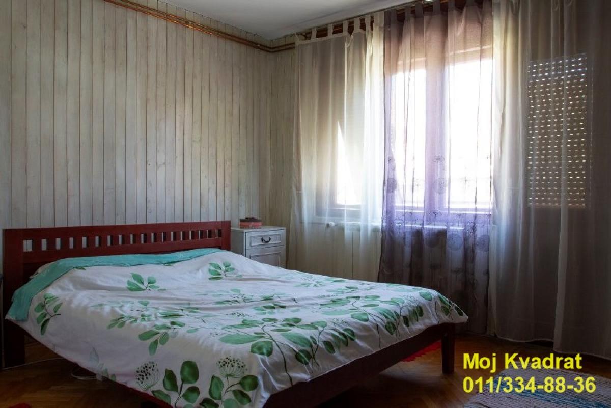 Stan Prodaja Beograd Bele Vode 177 m2