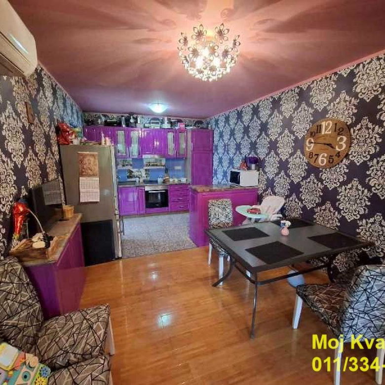 Kuća Prodaja Beograd Sremčica 300 m2