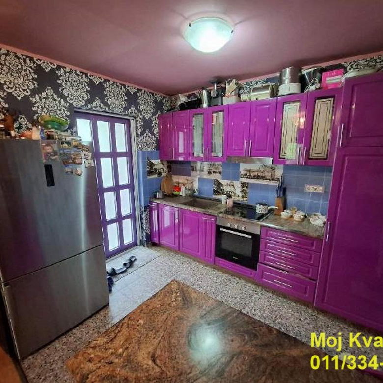 Kuća Prodaja Beograd Sremčica 300 m2