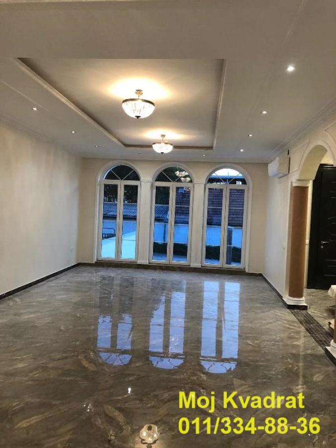 Kuća Izdavanje Beograd Golf Naselje 500 m2