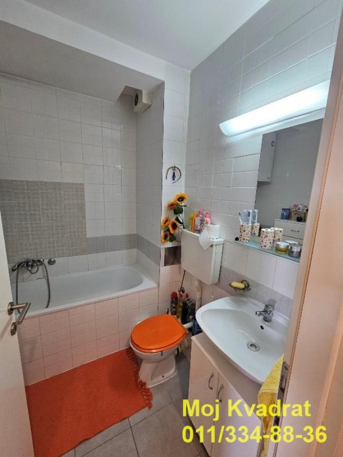 Stan Prodaja Beograd Blok 72 43 m2