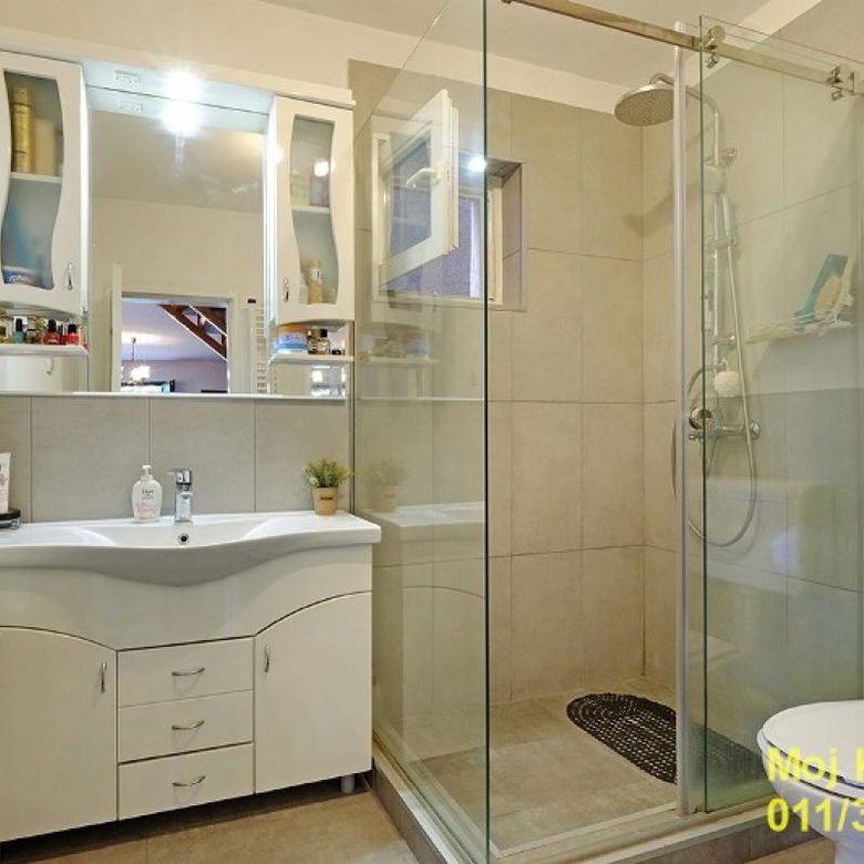 Kuća Prodaja Beograd Dušanovac 250 m2