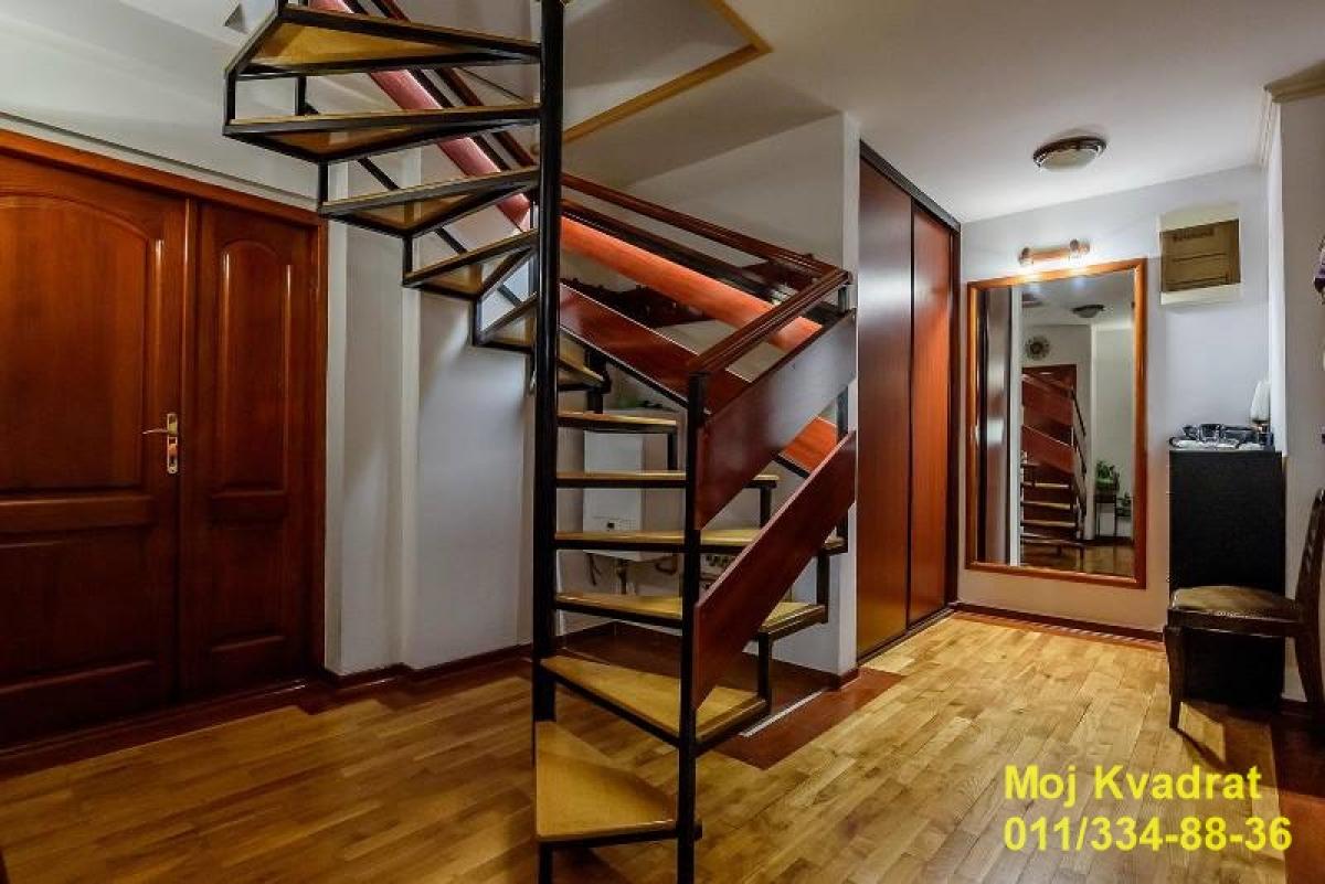 Stan Prodaja Beograd Gundulićev Venac 104 m2