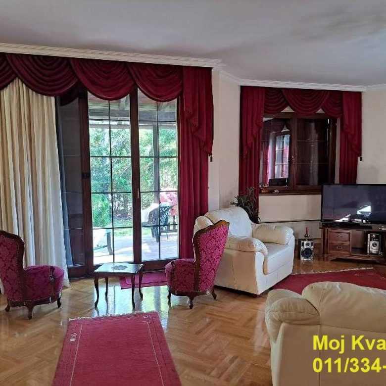 Kuća Prodaja Zlatibor  260 m2
