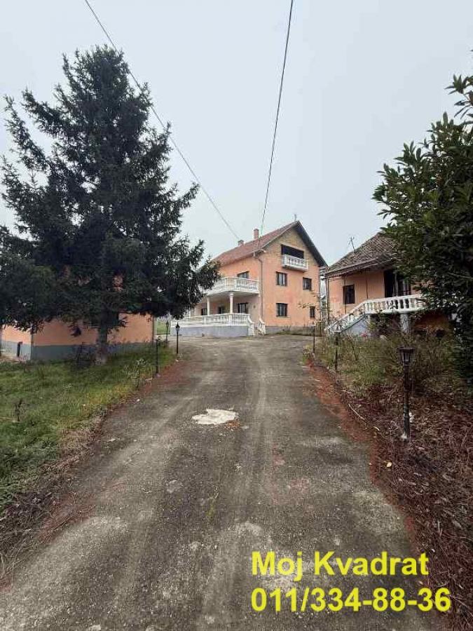 Kuća Prodaja Beograd Begaljica 400 m2