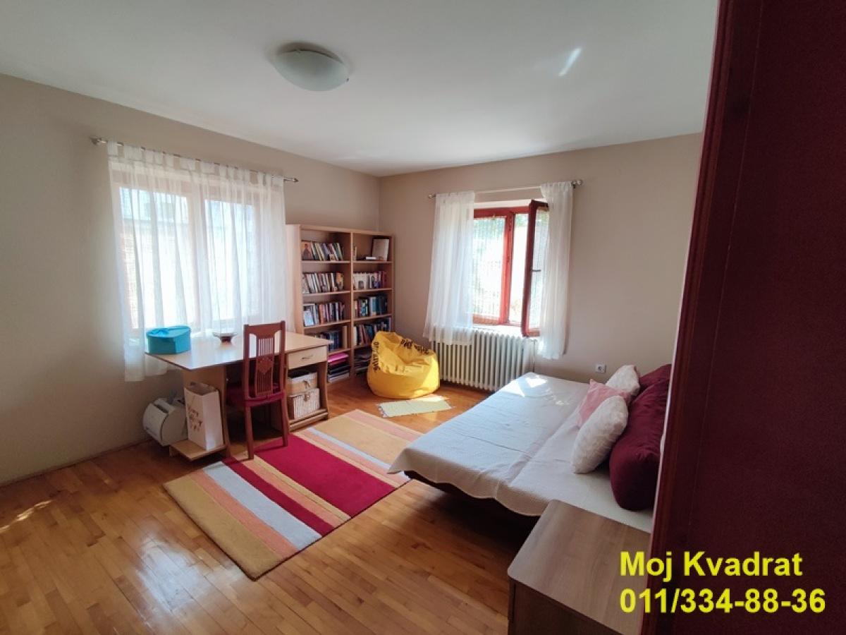 Kuća Prodaja Beograd Višnjička Banja 204 m2