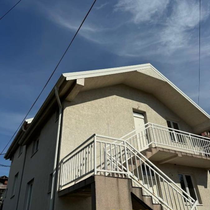 Kuća Prodaja Beograd Kaluđerica 255 m2