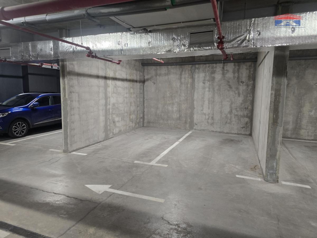 Garaža Izdavanje Novi Sad Garaža Izdavanje Novi Sad 12 m2