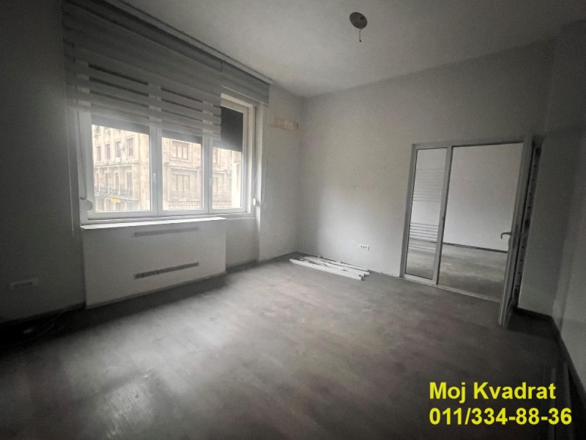 Lokal Izdavanje Beograd Trg Nikole Pašića 1400 m2