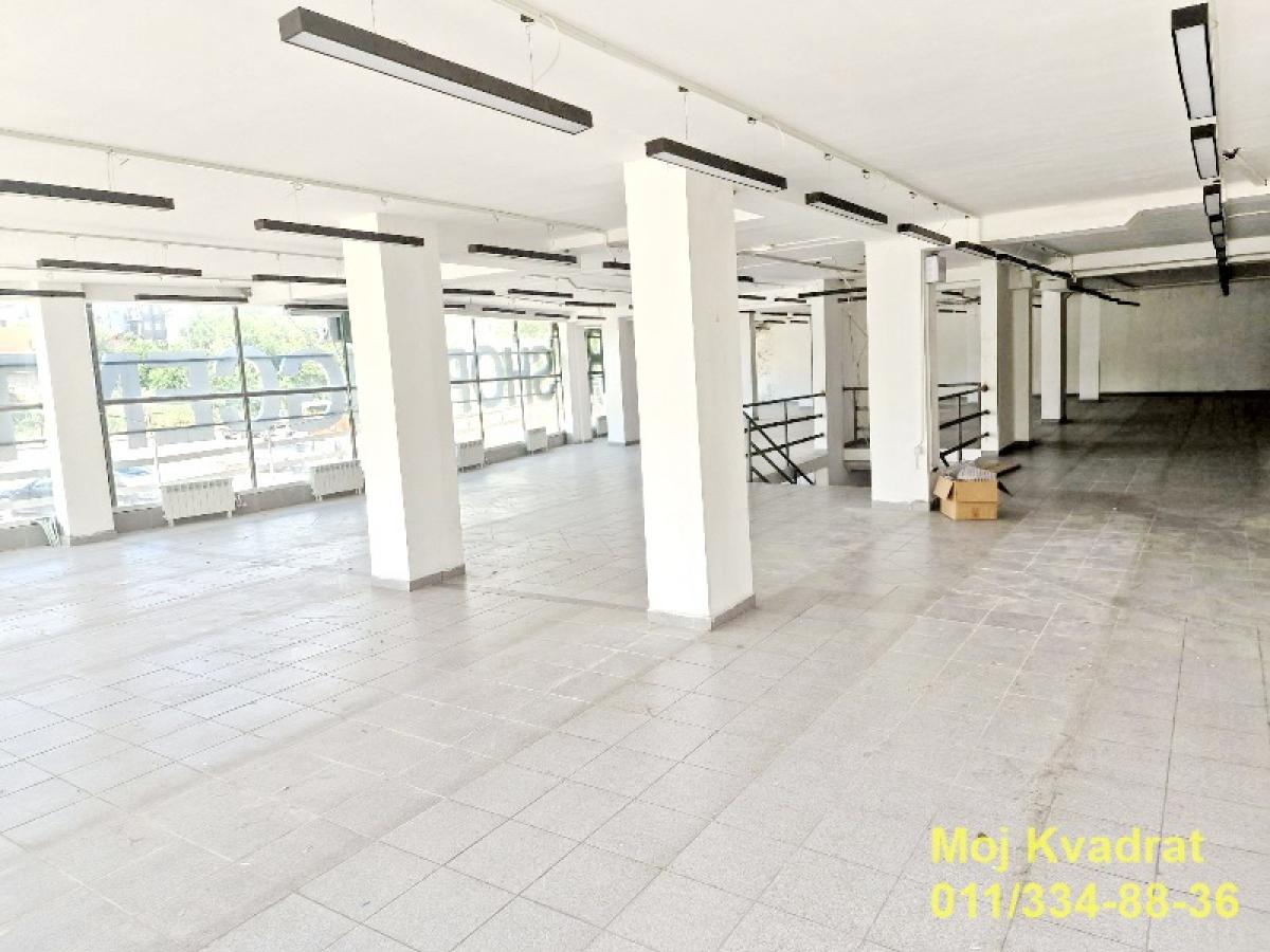 Lokal Izdavanje Beograd Mirijevo 250 m2