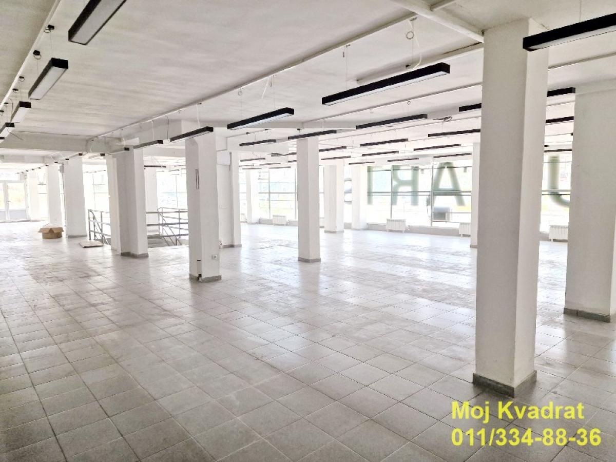 Lokal Izdavanje Beograd Mirijevo 250 m2