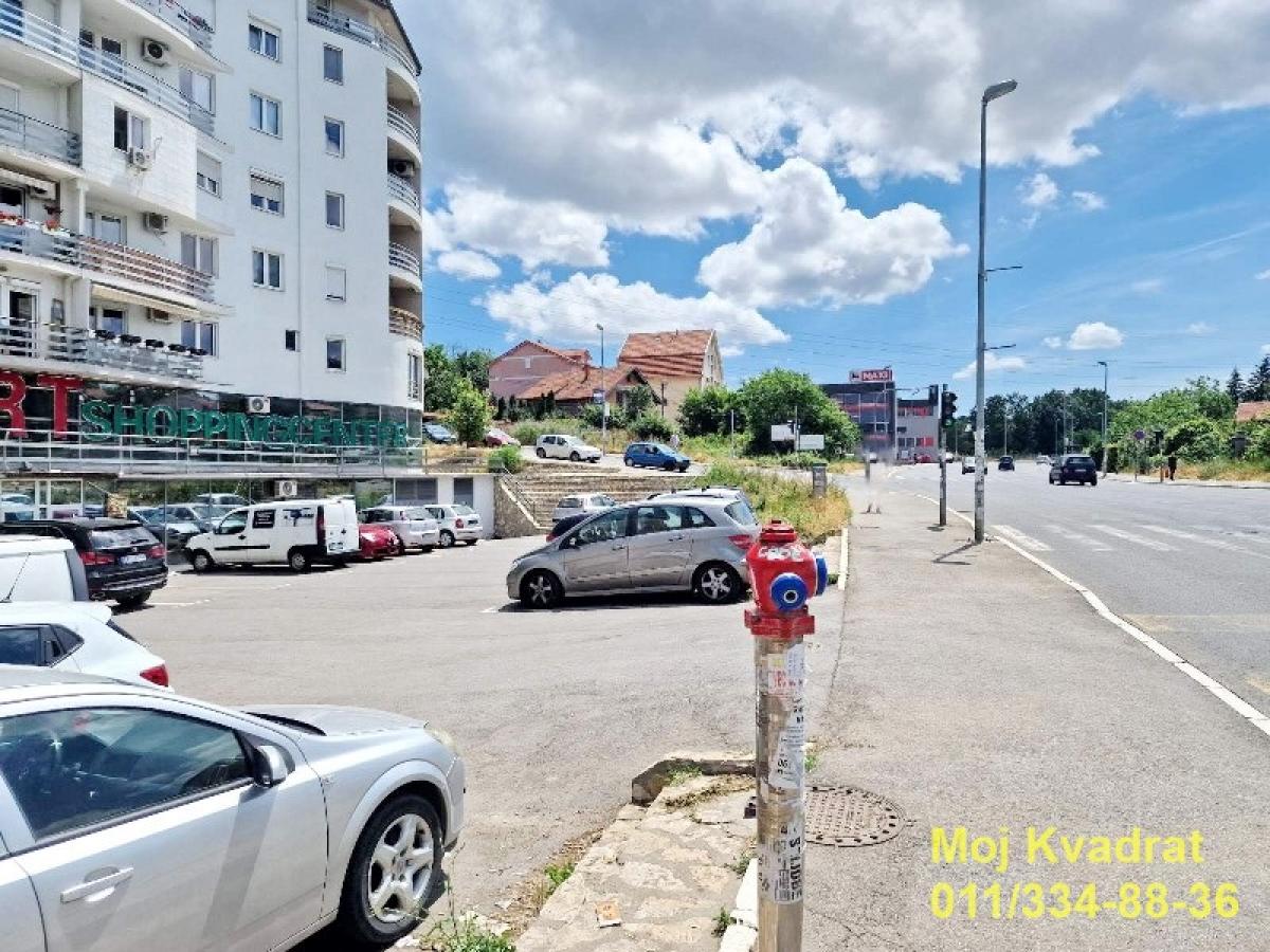 Lokal Izdavanje Beograd Mirijevo 250 m2