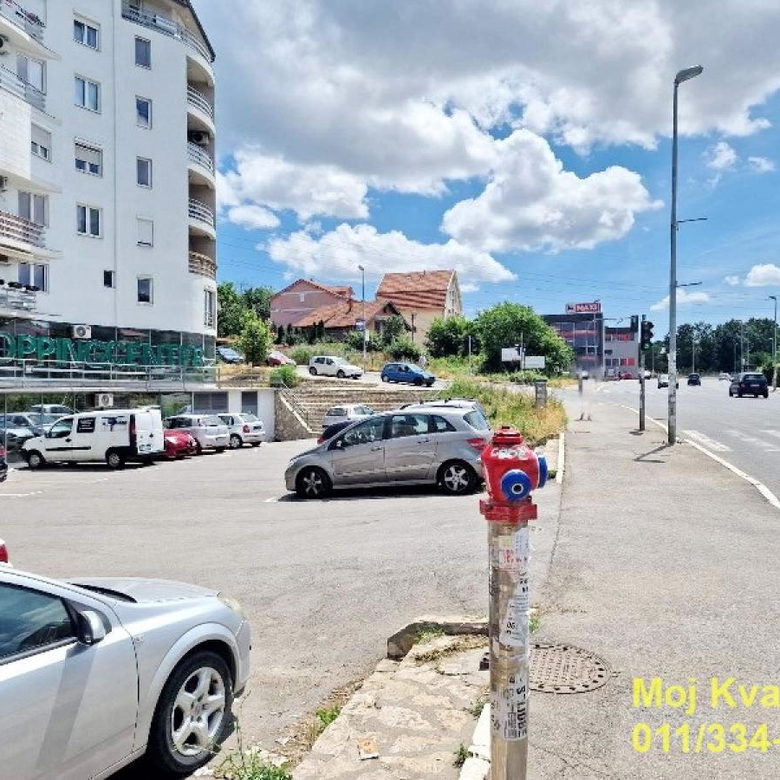 Lokal Izdavanje Beograd Mirijevo 250 m2