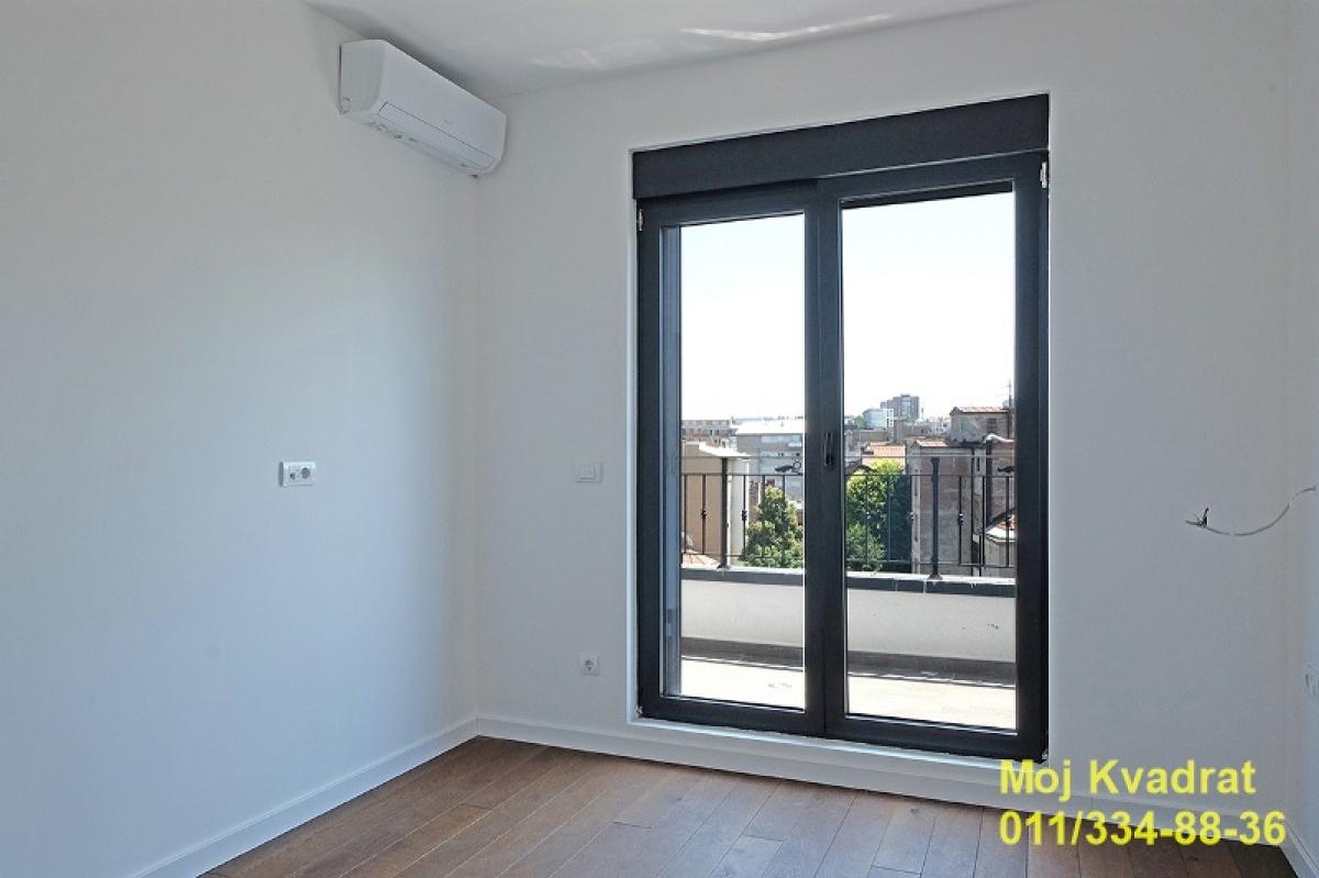 Stan Prodaja Beograd Vukov Spomenik 92 m2