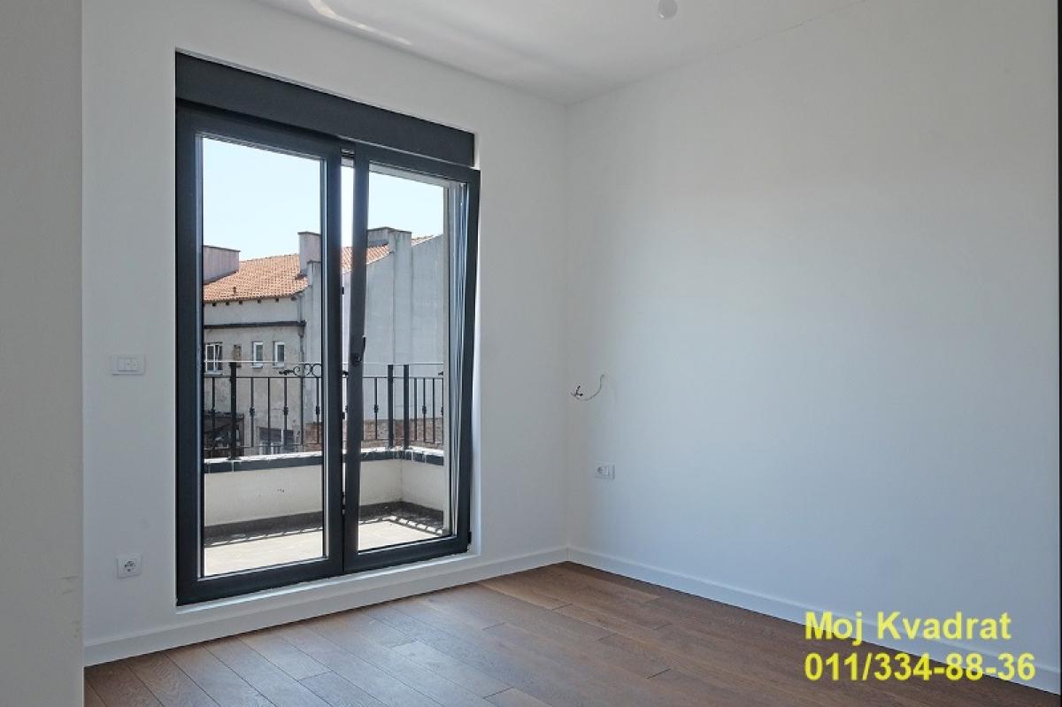 Stan Prodaja Beograd Vukov Spomenik 92 m2
