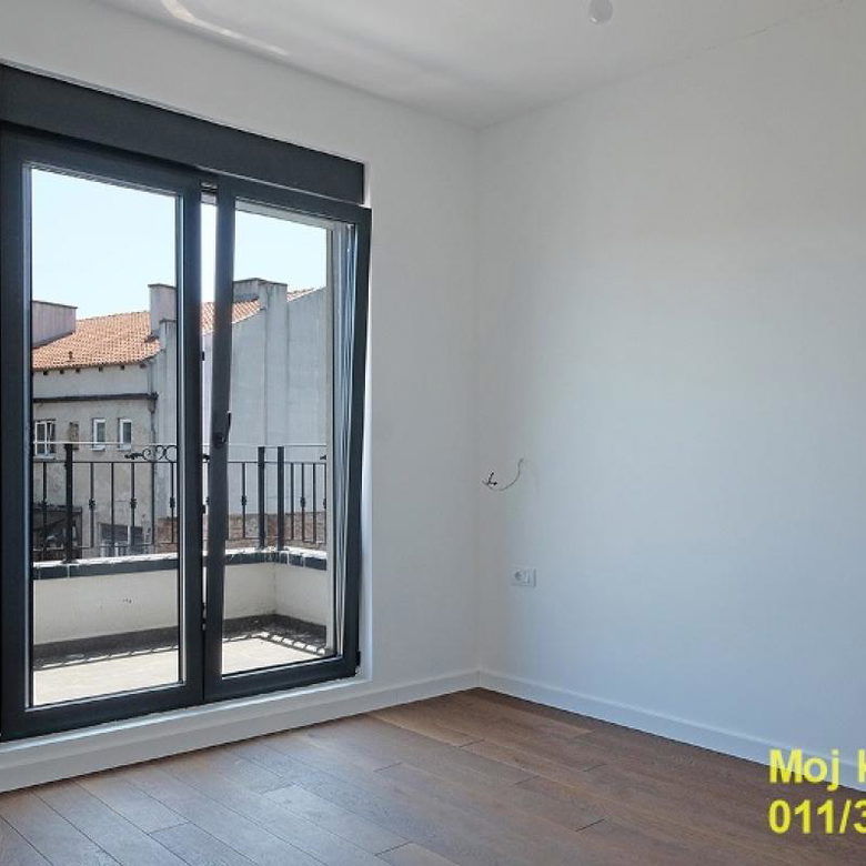 Stan Prodaja Beograd Vukov Spomenik 92 m2