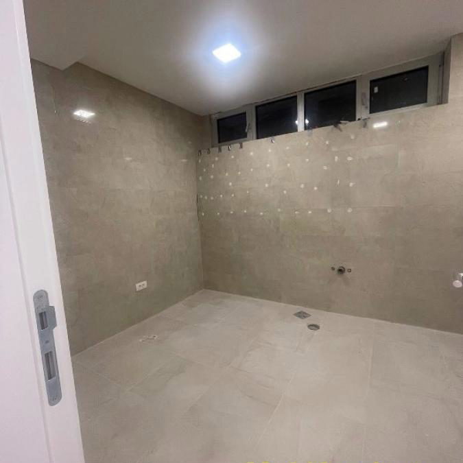 Lokal Izdavanje Beograd Centar (Savski Venac) 514 m2