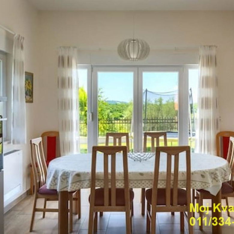 Kuća Prodaja Buje  186 m2