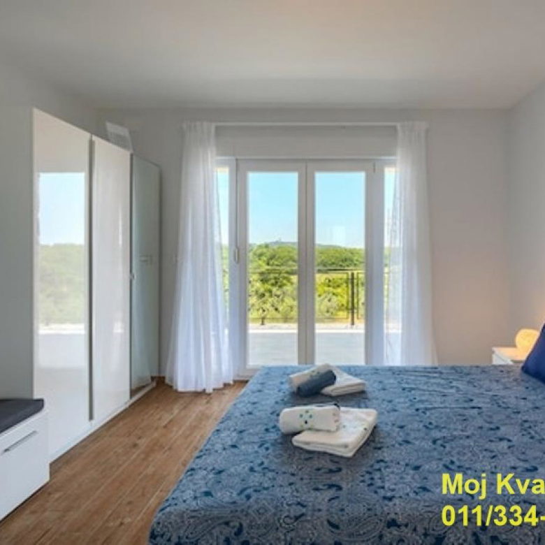 Kuća Prodaja Buje  186 m2