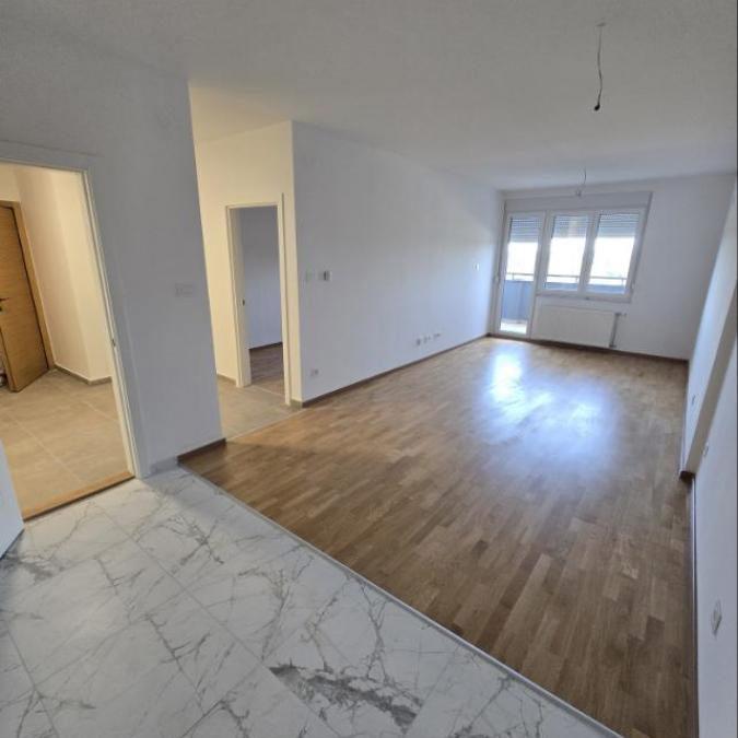 Stan Prodaja Novi Sad  95 m2