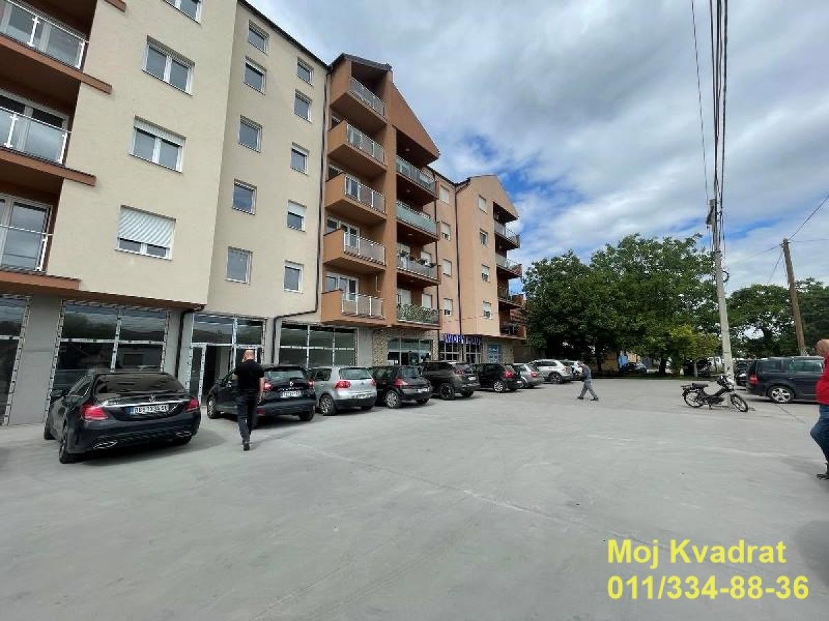 Lokal Izdavanje Stara Pazova  410 m2