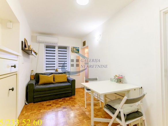 Stan Prodaja Beograd Trg Nikole Pašića 44 m2