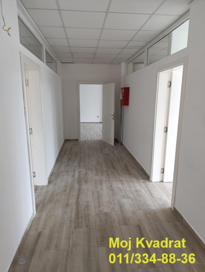 Lokal Izdavanje Beograd Krnjača 205 m2