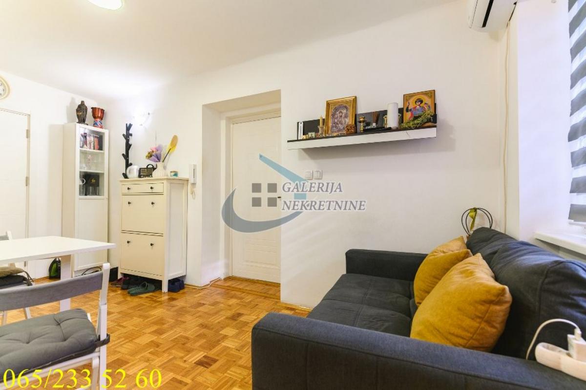 Stan Prodaja Beograd Stan Prodaja Beograd Trg Nikole Pašića 44 m2