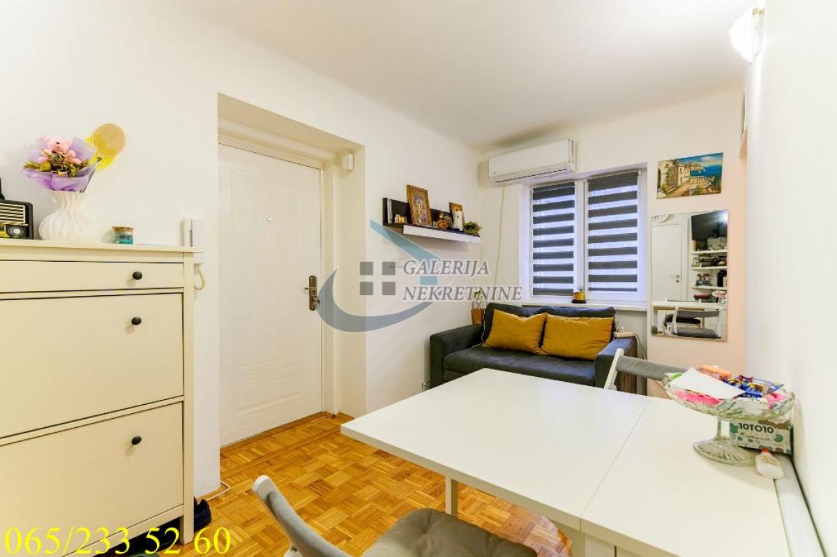 Stan Prodaja Beograd Stan Prodaja Beograd Trg Nikole Pašića 44 m2