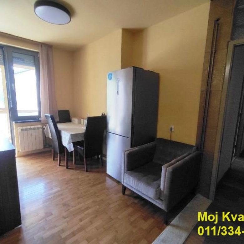 Stan Prodaja Beograd Gradska Bolnica 104 m2