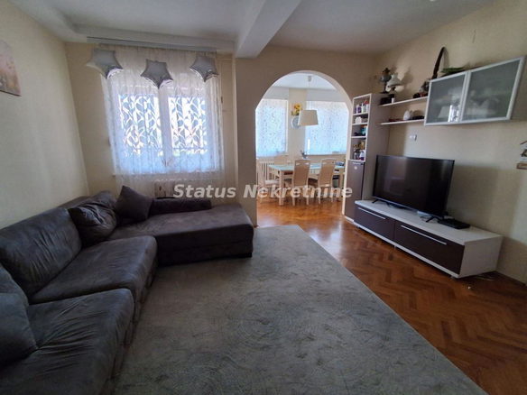Stan Prodaja Novi Sad  85 m2