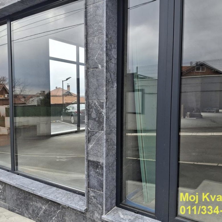 Lokal Prodaja Beograd Višnjica 243 m2