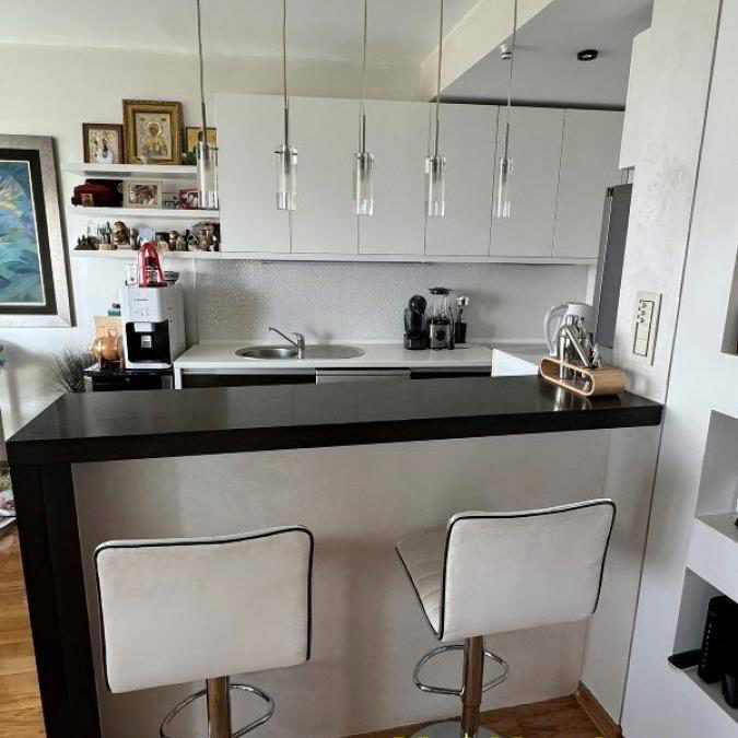 Stan Prodaja Beograd Skojevsko Naselje 270 m2