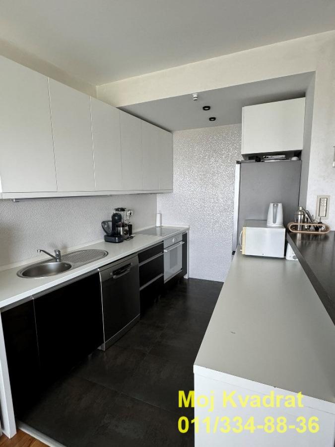 Stan Prodaja Beograd Skojevsko Naselje 270 m2