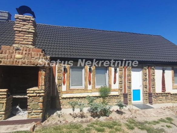 Kuća Prodaja Titel  137 m2