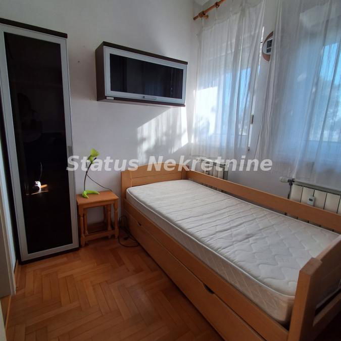 Stan Prodaja Novi Sad  42 m2