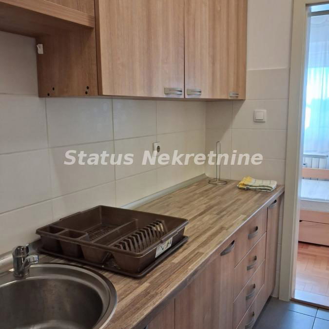 Stan Prodaja Novi Sad  42 m2