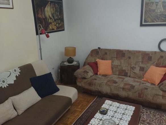 Stan Izdavanje Novi Sad  80 m2