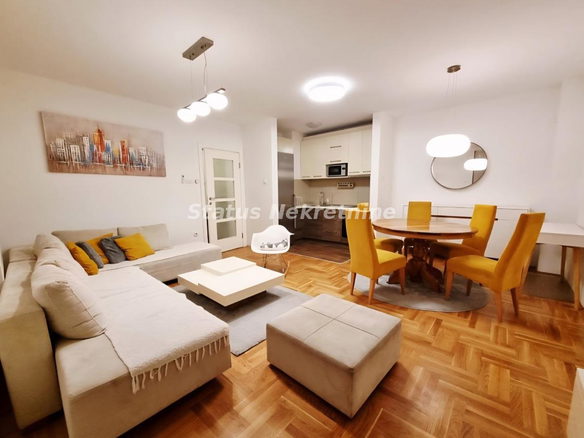 Stan Prodaja Novi Sad  63 m2