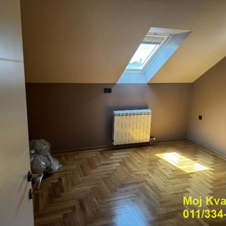 Stan Izdavanje Beograd Železnik 200 m2