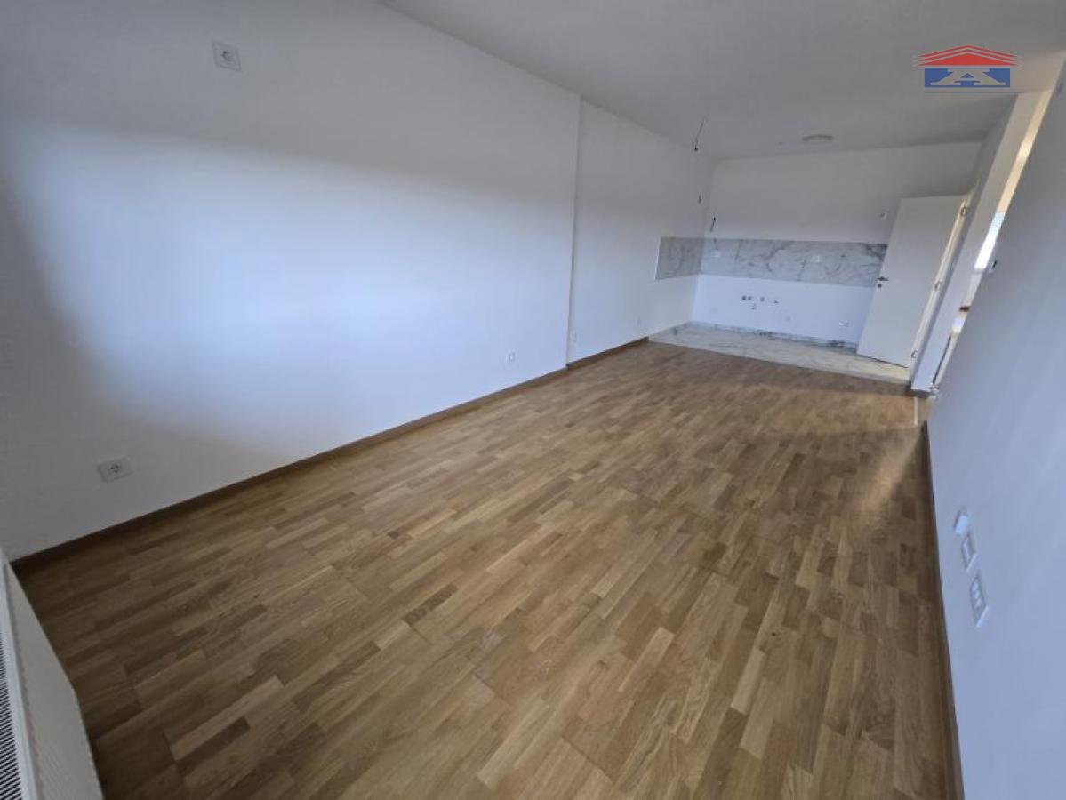 Stan Prodaja Novi Sad  95 m2