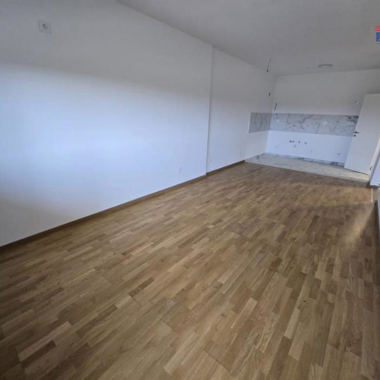 Stan Prodaja Novi Sad  95 m2