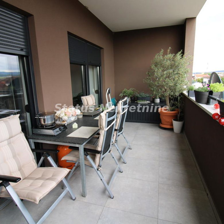 Stan Prodaja Novi Sad  155 m2